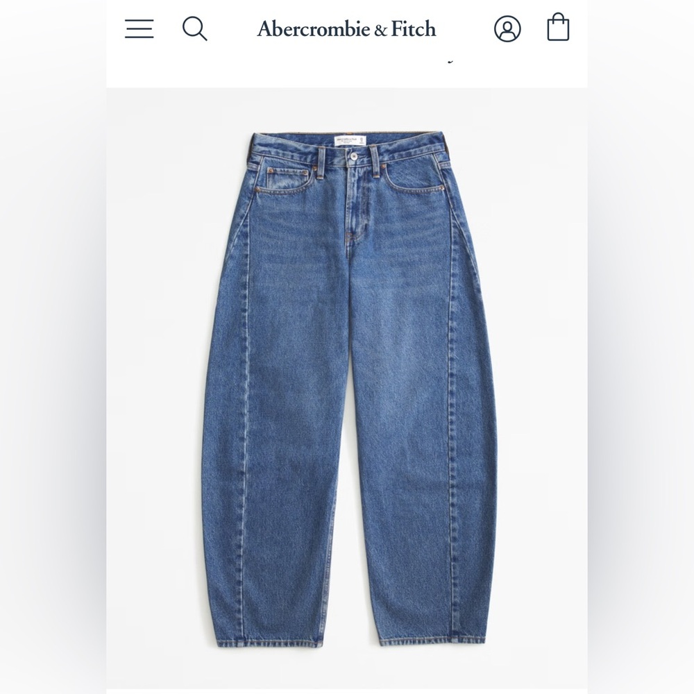 Abercrombie Curve Love Mid Rise Barrel Jean - Size 26R